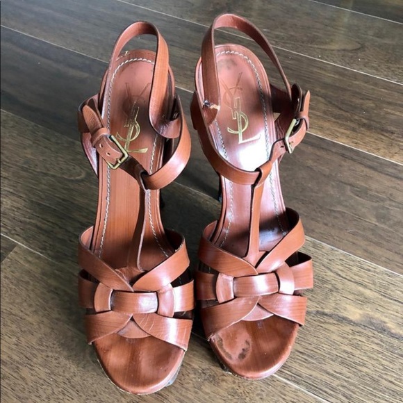 Tribute Sandals - Picture 1 of 11